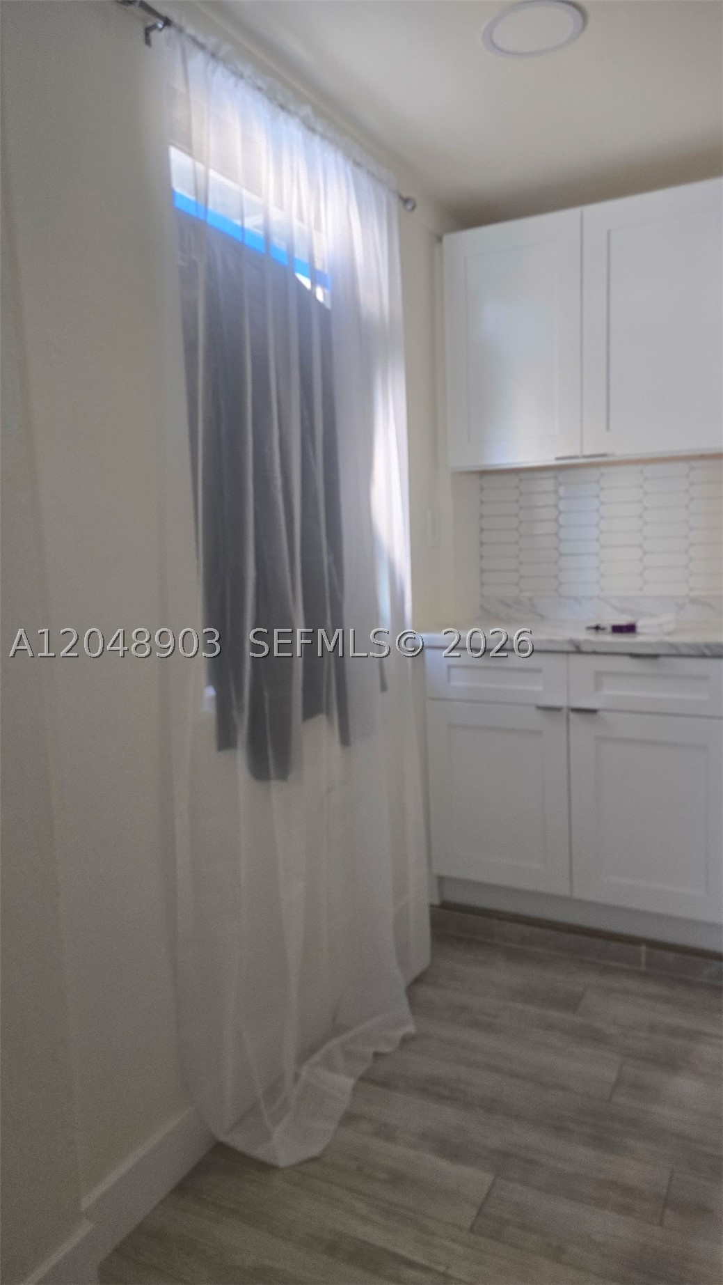 725 Sw 1st Ave 1 Property Photo 8