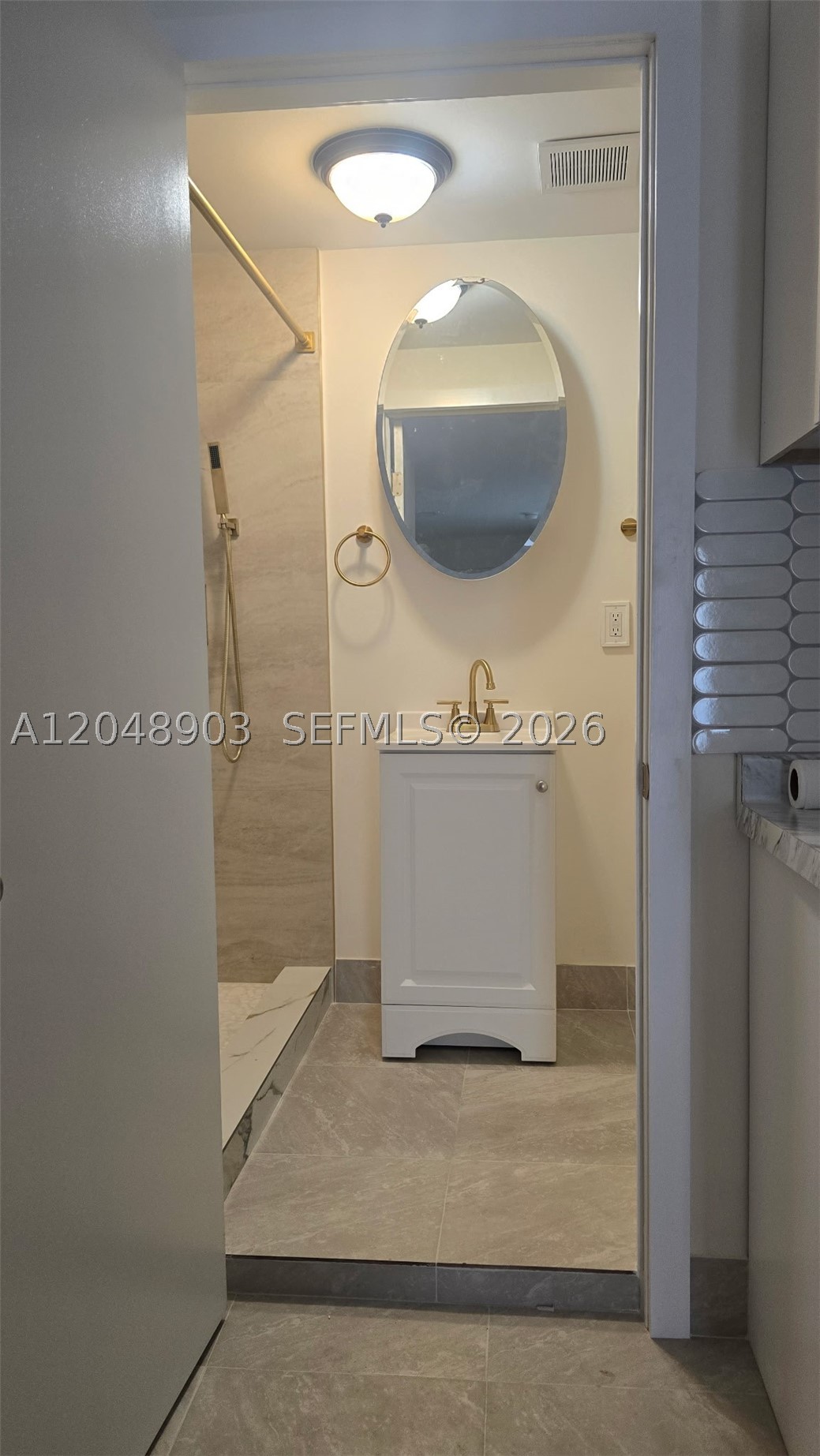 725 Sw 1st Ave 1 Property Photo 10