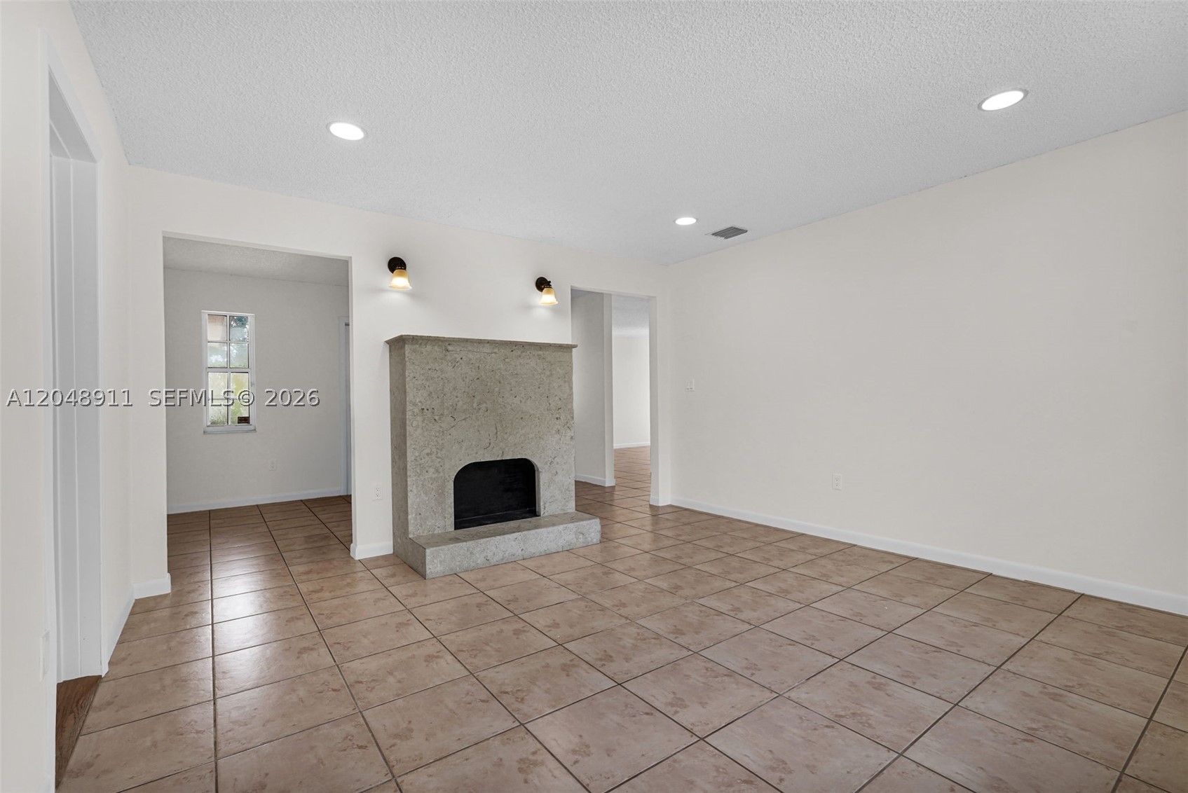 19200 Sw 216th St Property Photo 13