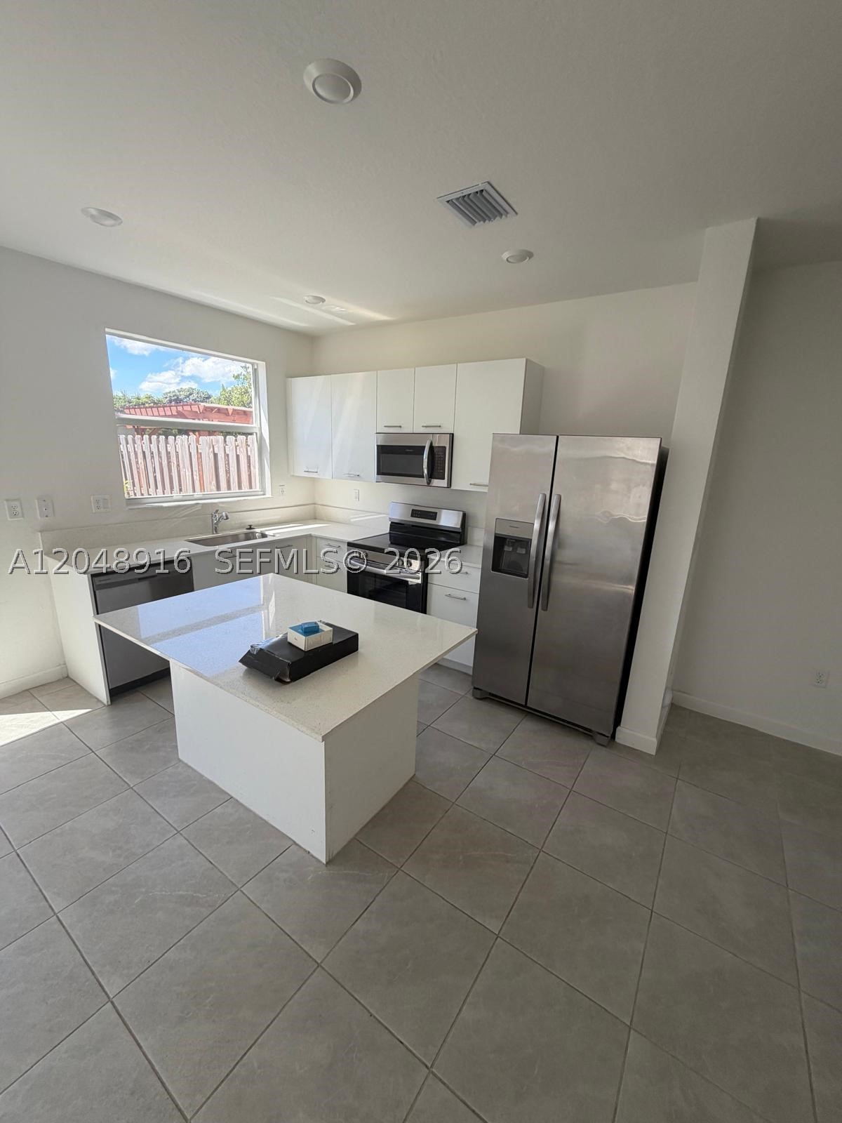 12213 Nw 23rd Pl 12213 Property Photo 4