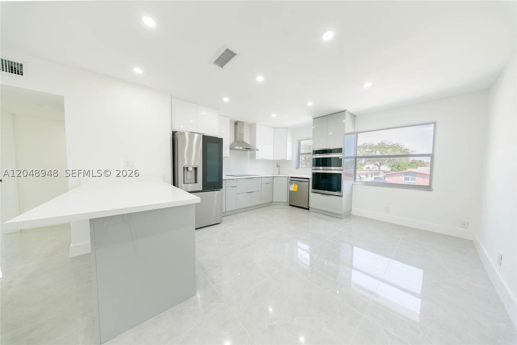 2458 Polk St 201 Property Photo 6