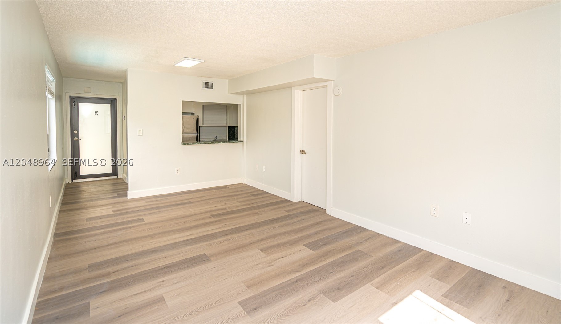 810 Salzedo St 10 Property Photo 4