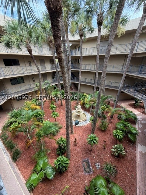 8635 Nw 8th St 303 Property Photo 1