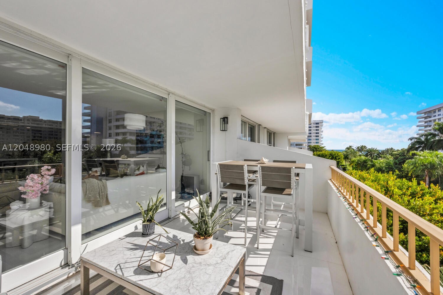 155 Ocean Lane Dr 413 Property Photo 15