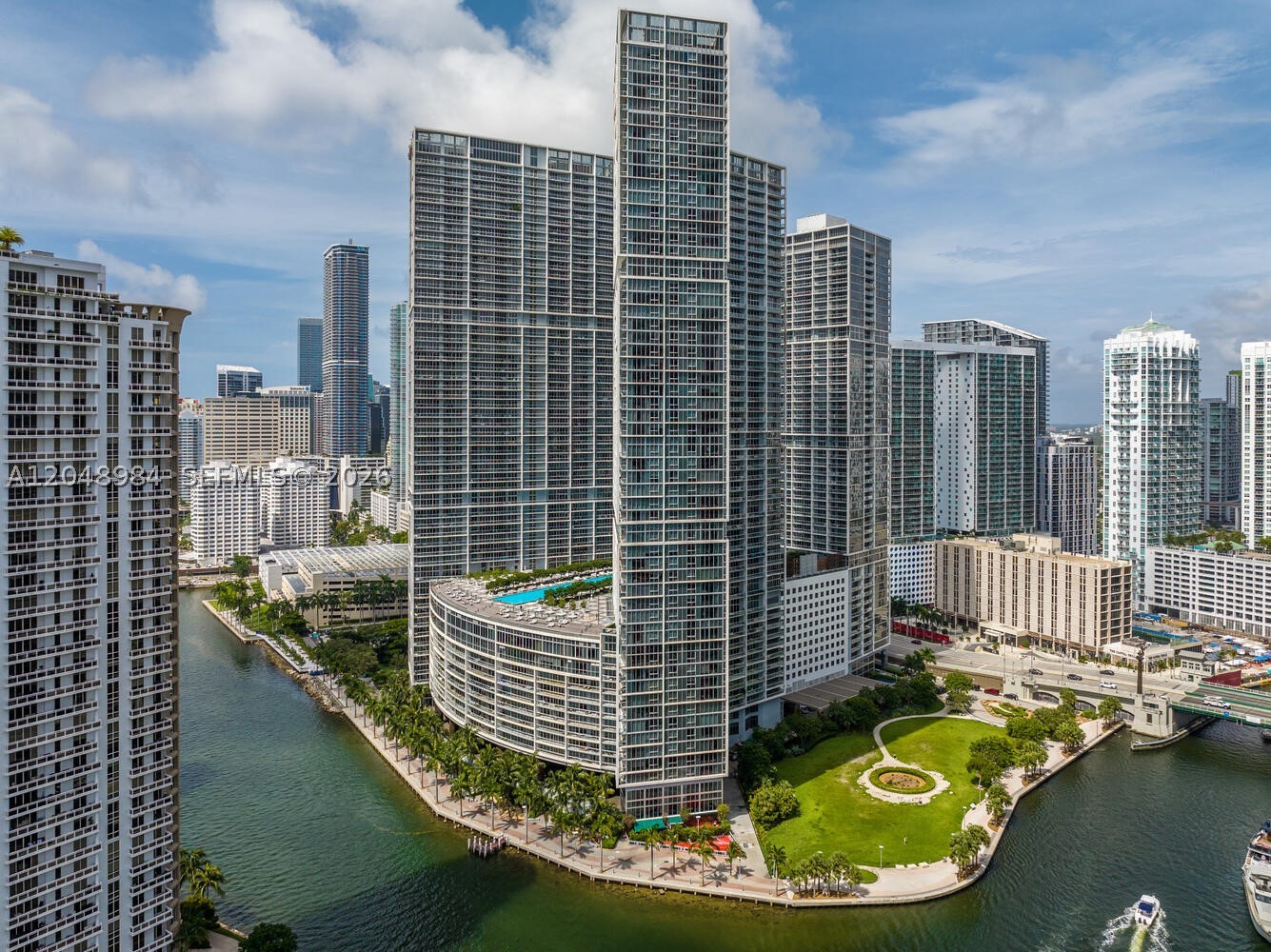 465 Brickell Ave 3506 Property Photo 4