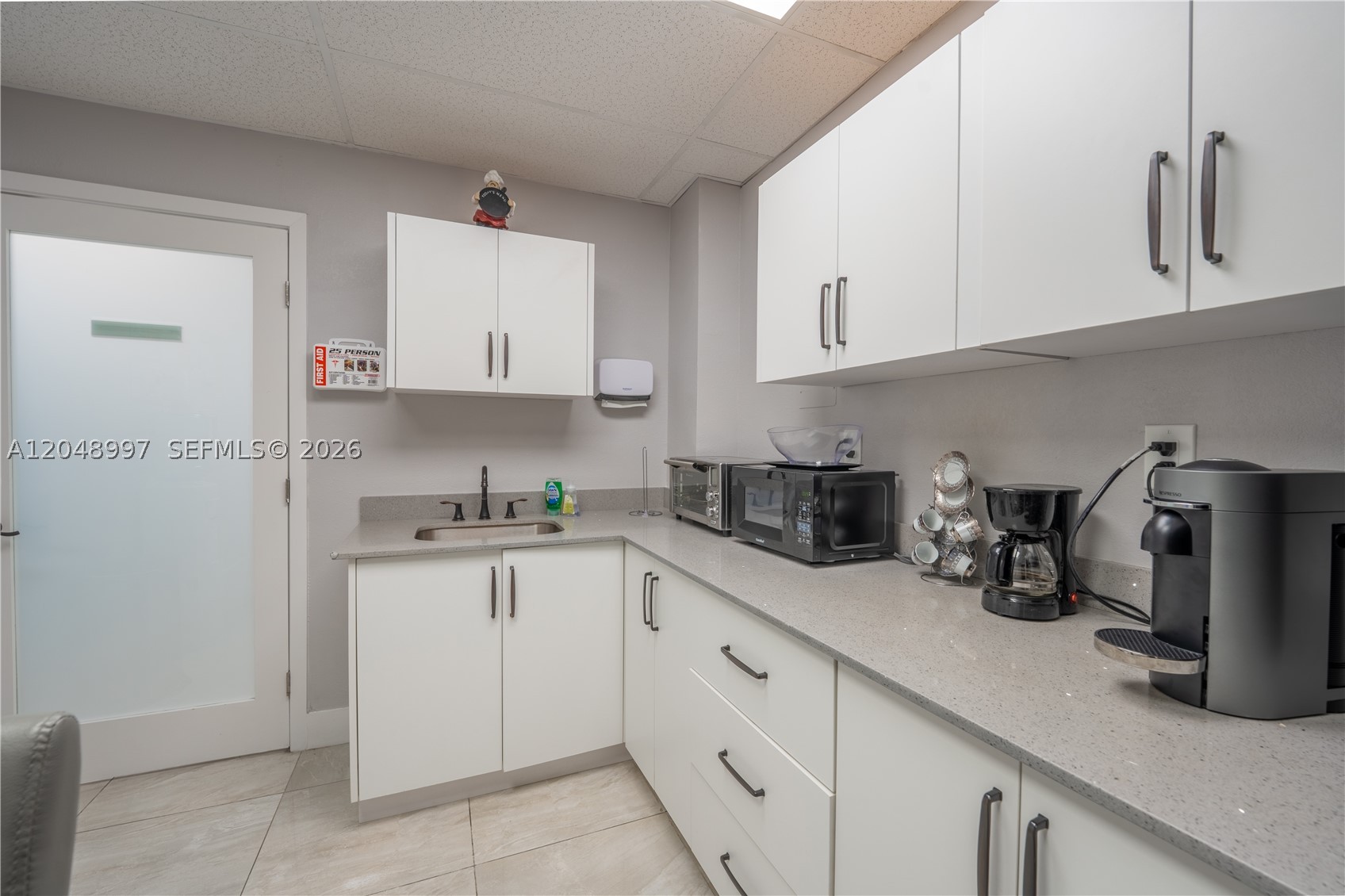 747 Ponce De Leon Blvd 402 Property Photo 12