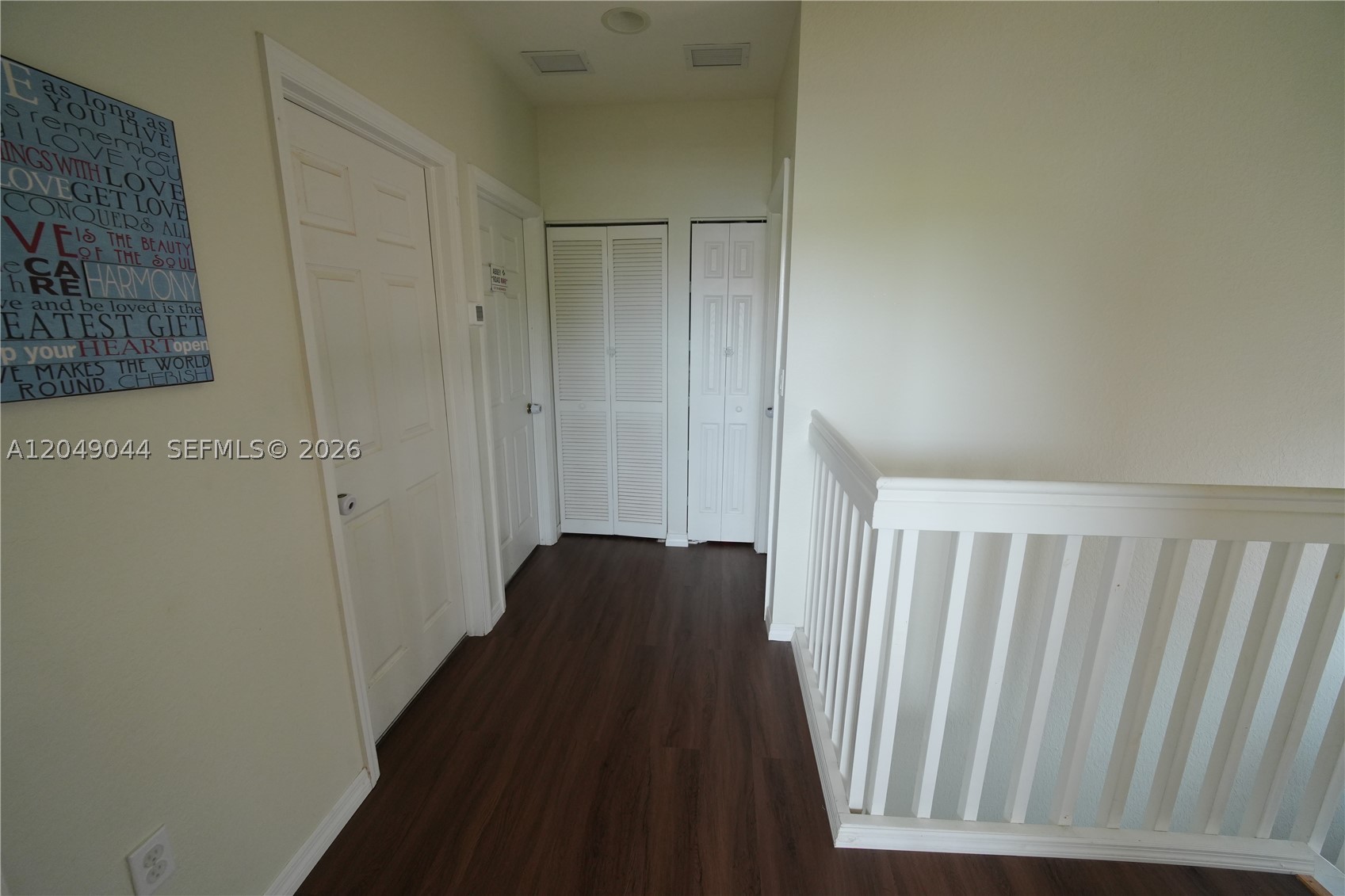1430 Se 18th Pl Property Photo 8