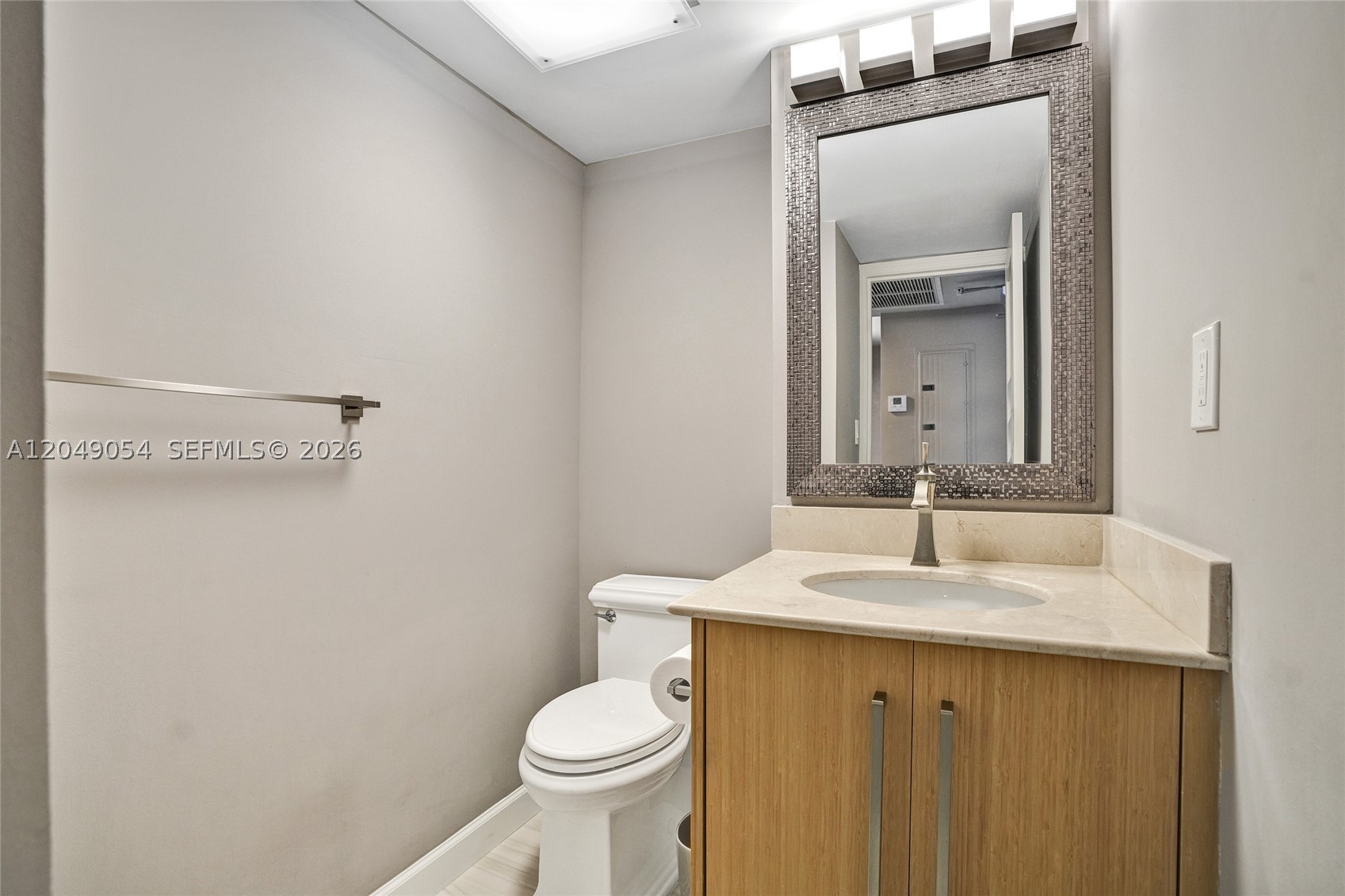 10275 Collins Ave 1116 Property Photo 21