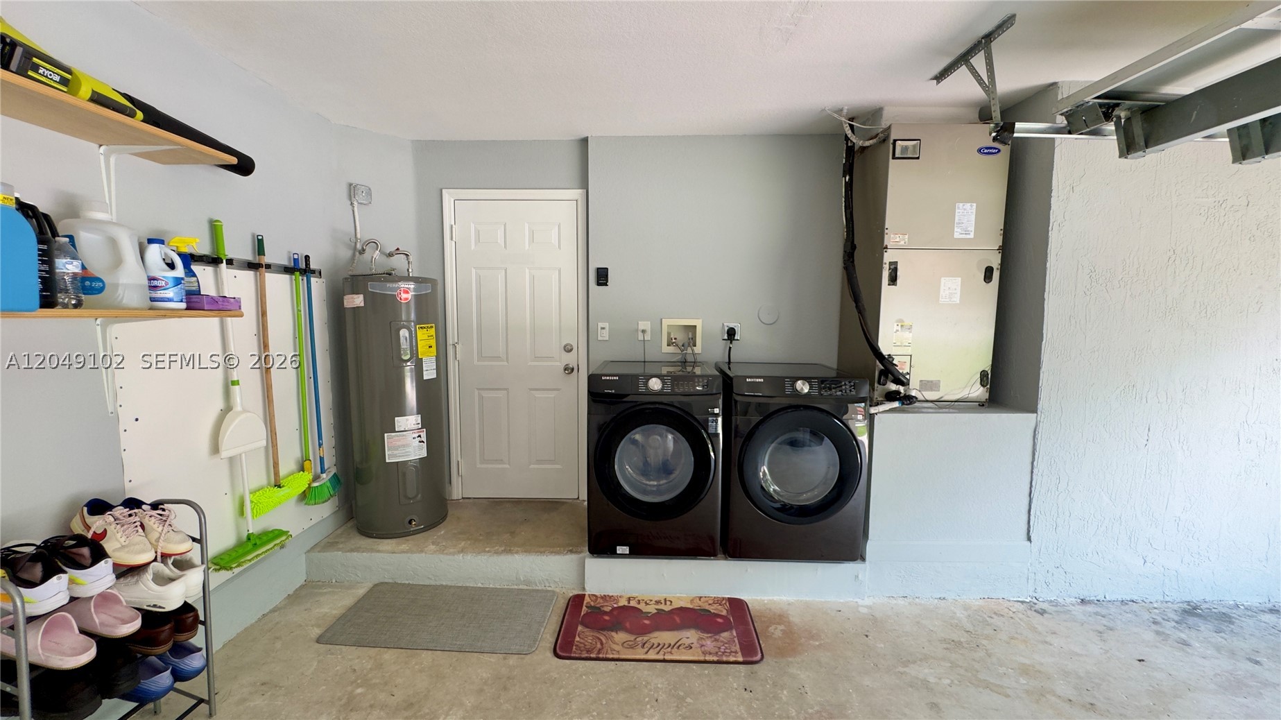 937 Ne 35th Ave Property Photo 40