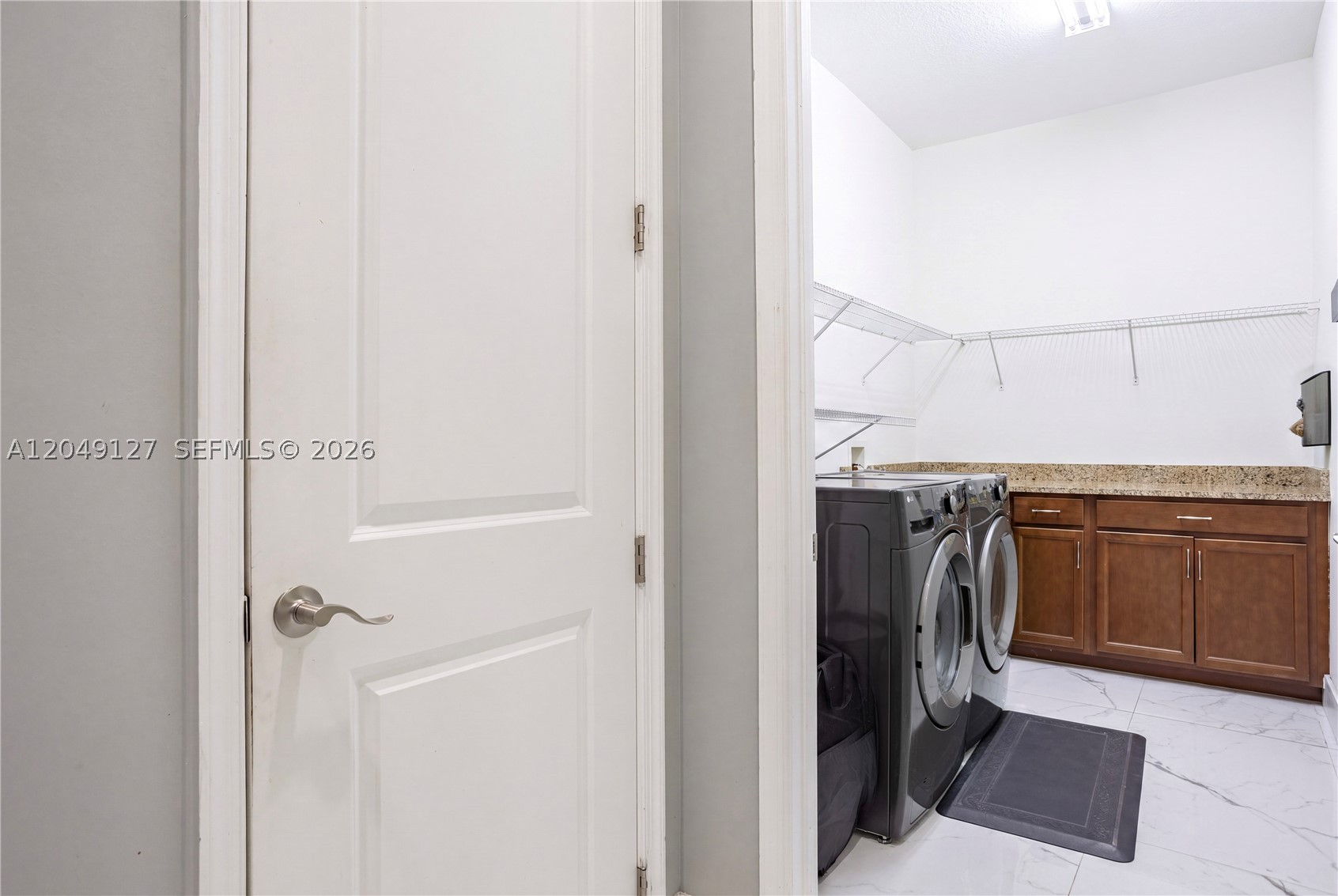 5850 Whippoorwill Cir Property Photo 26