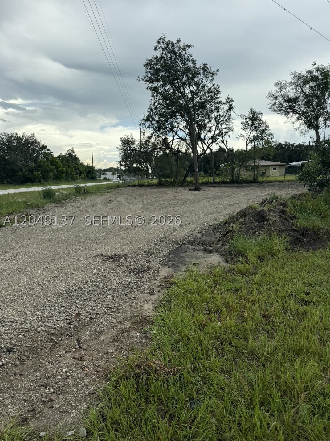 4732 Kenilworth Blvd Property Photo 3