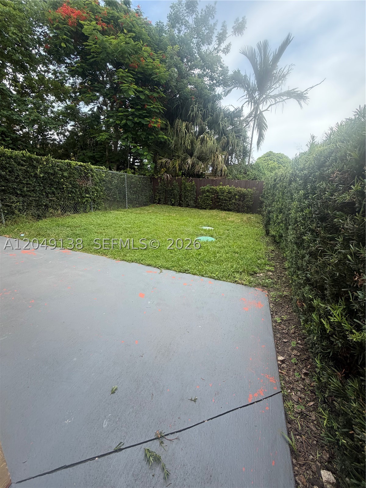 A12049138 Property Photo 18