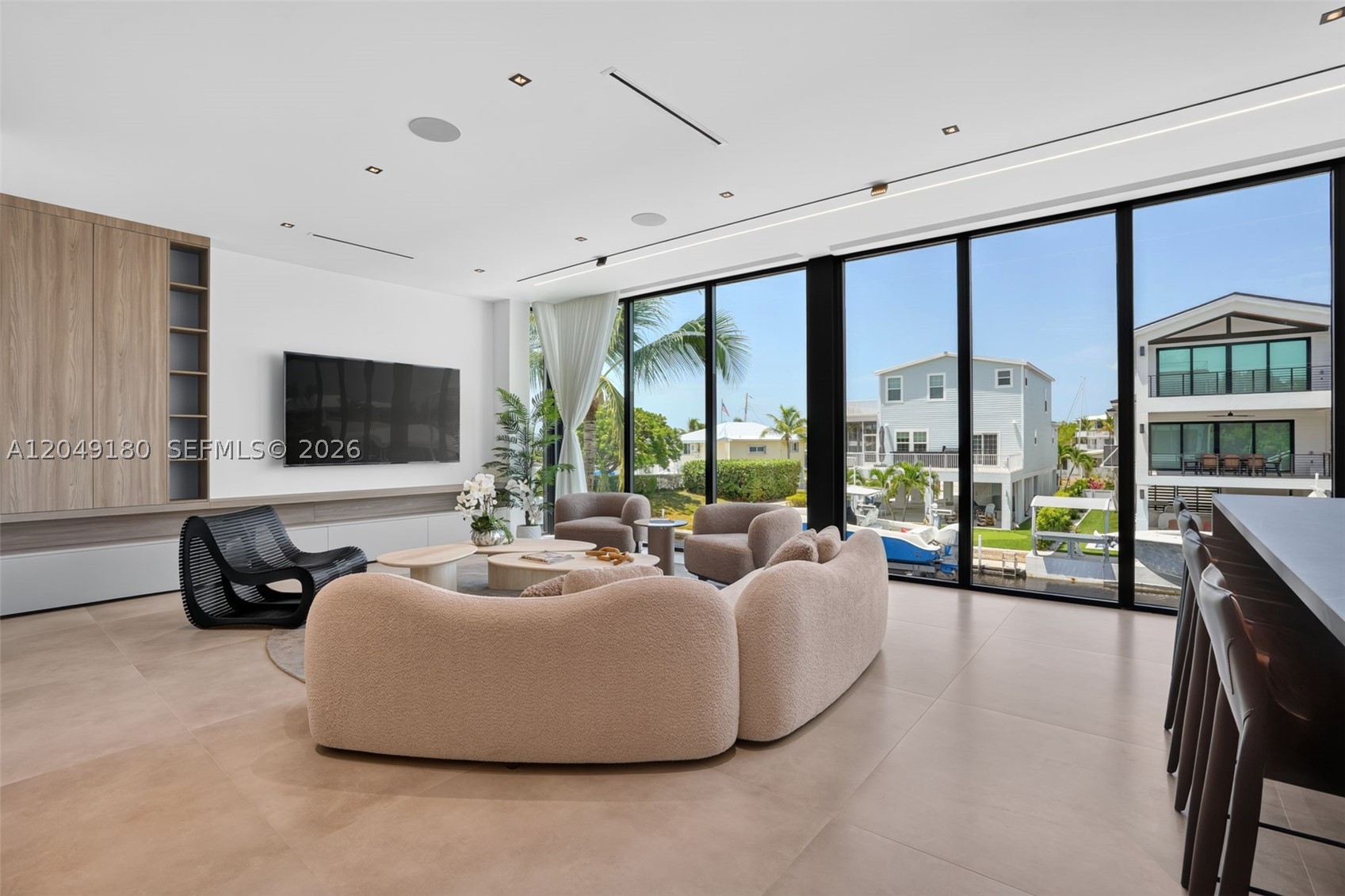 A12049180 Property Photo 17
