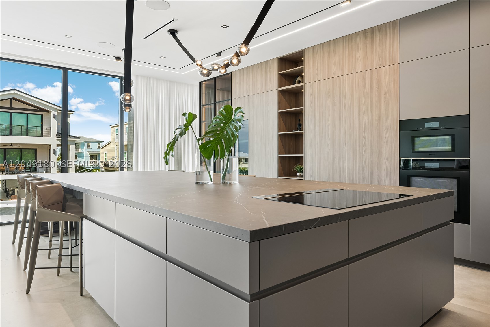 A12049180 Property Photo 18