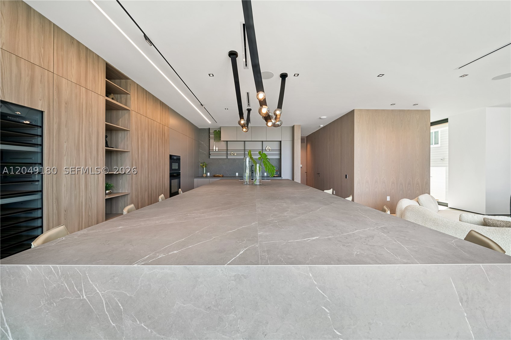 A12049180 Property Photo 19