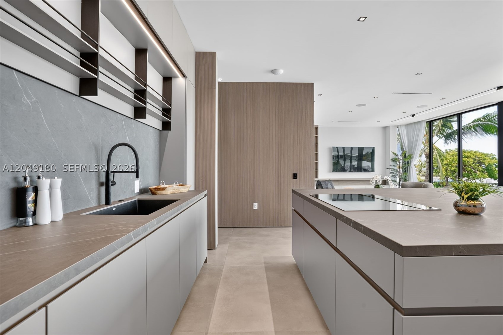 A12049180 Property Photo 24