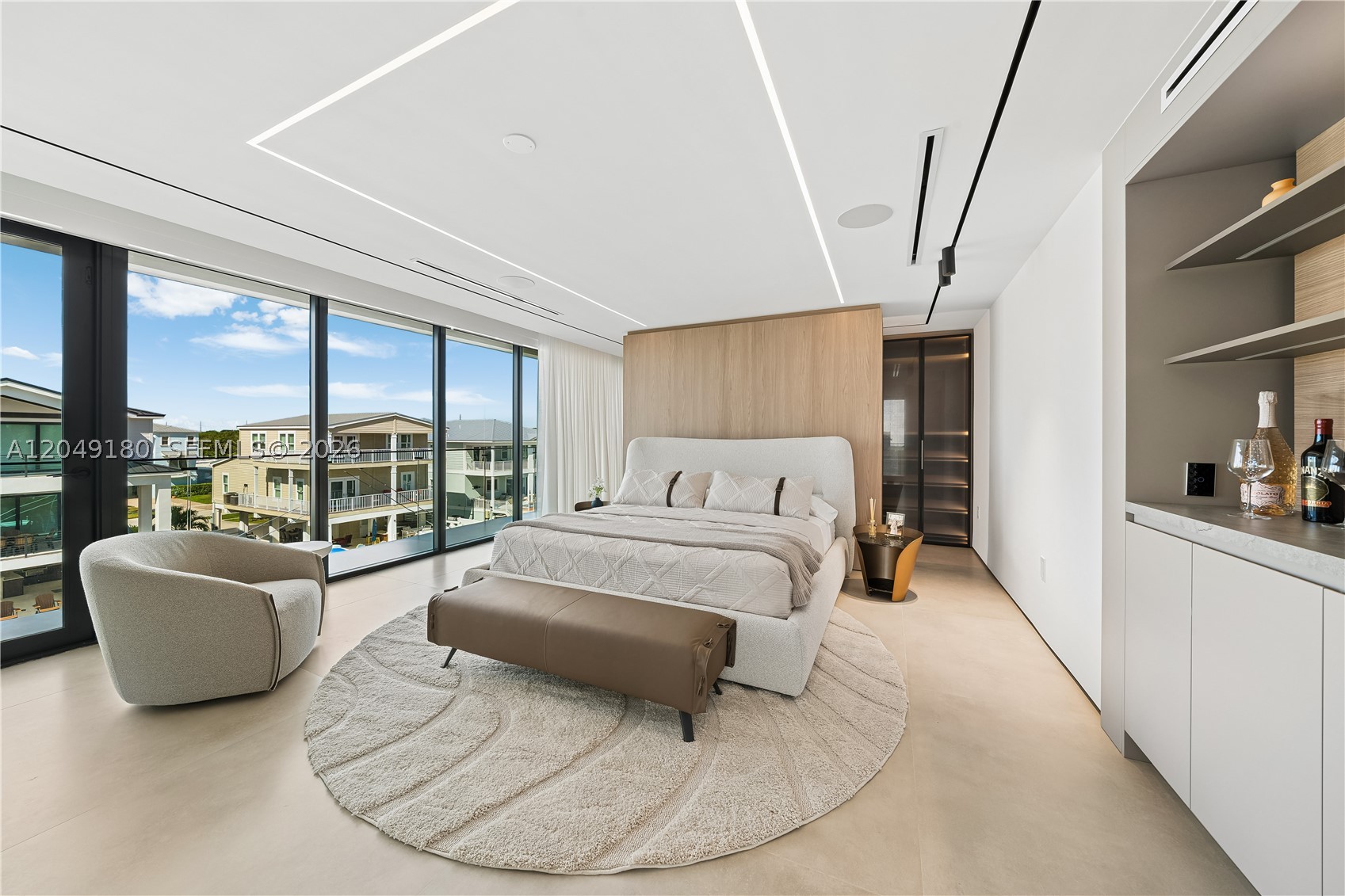 A12049180 Property Photo 38