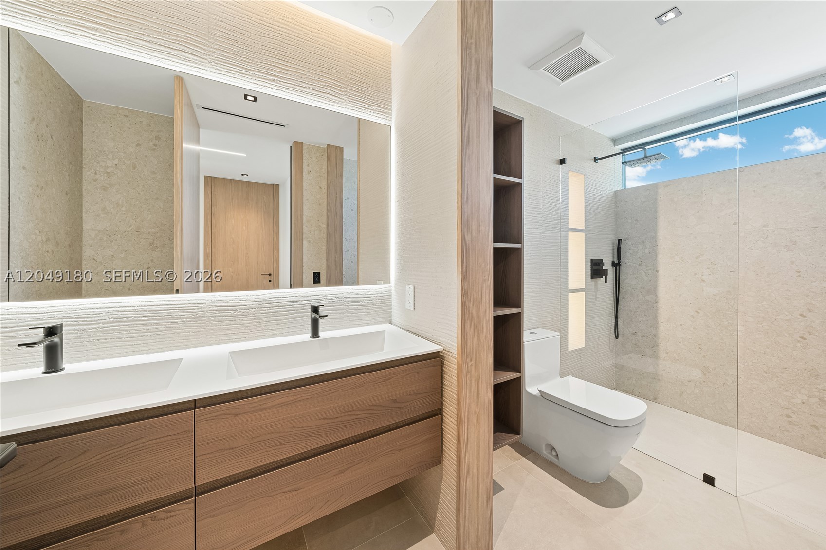 A12049180 Property Photo 48