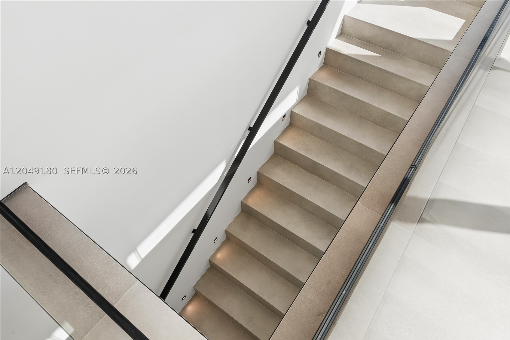 A12049180 Property Photo 52