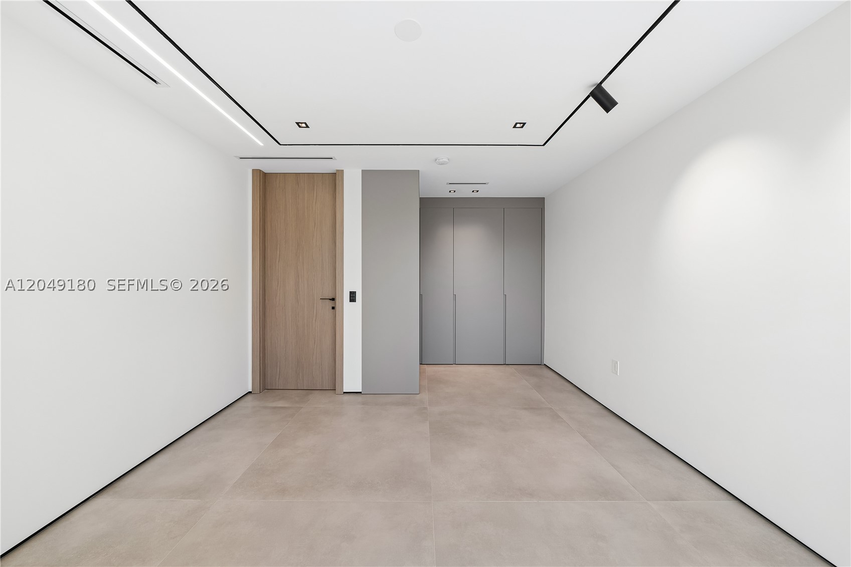A12049180 Property Photo 57