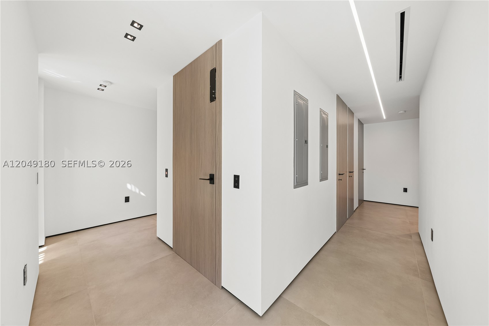 A12049180 Property Photo 59