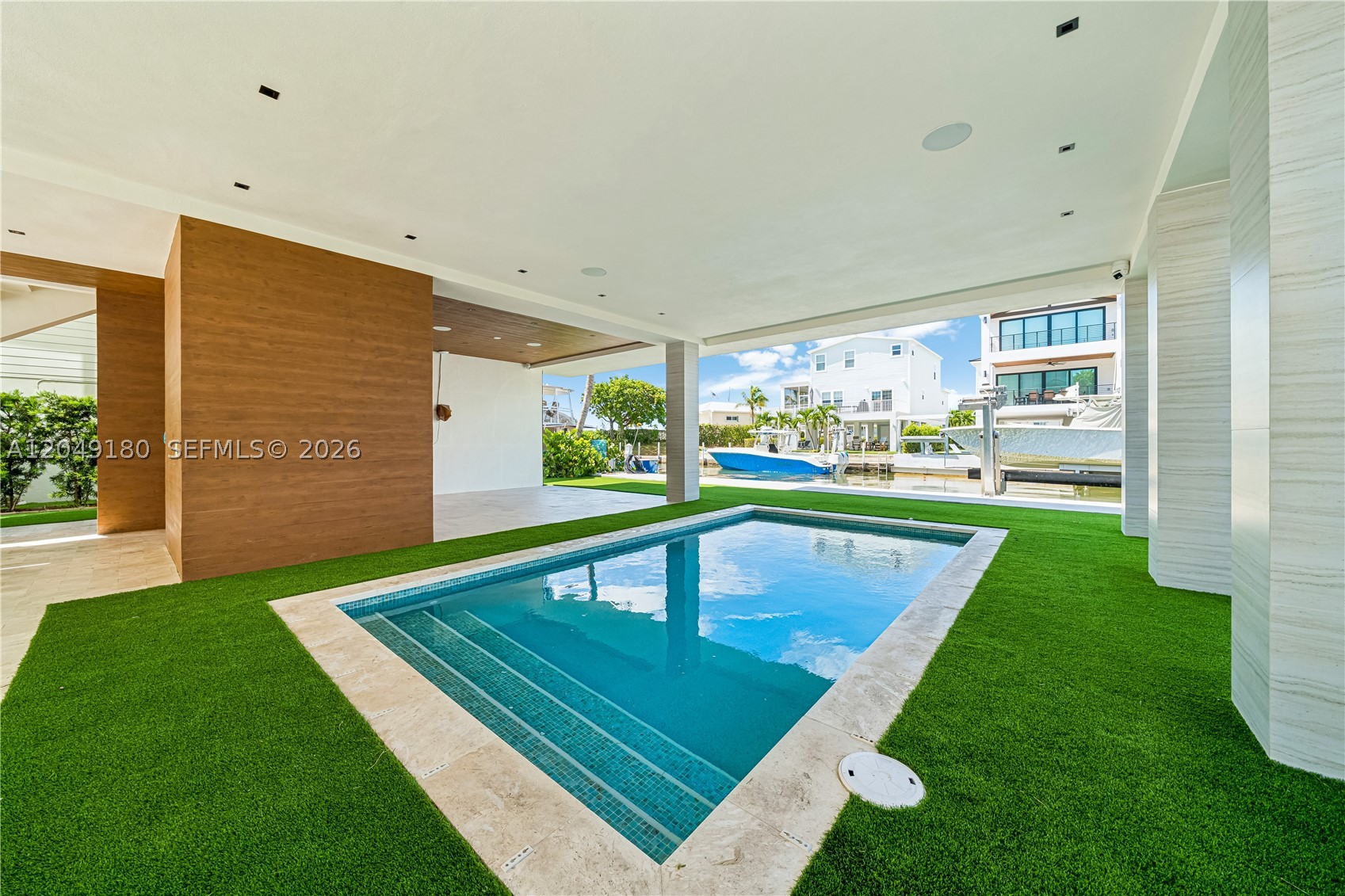 A12049180 Property Photo 74