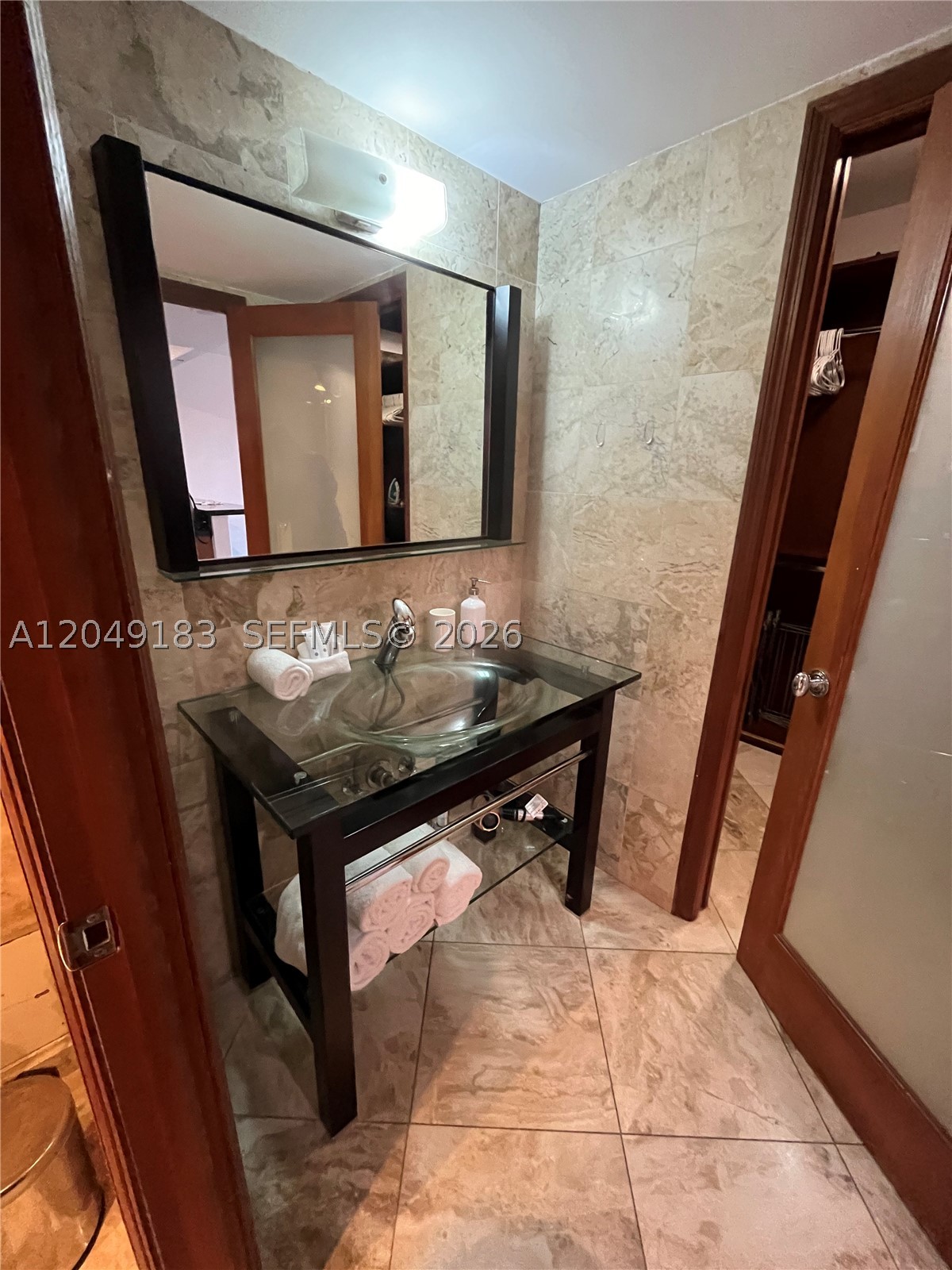 2301 Collins Ave 731 Property Photo 16