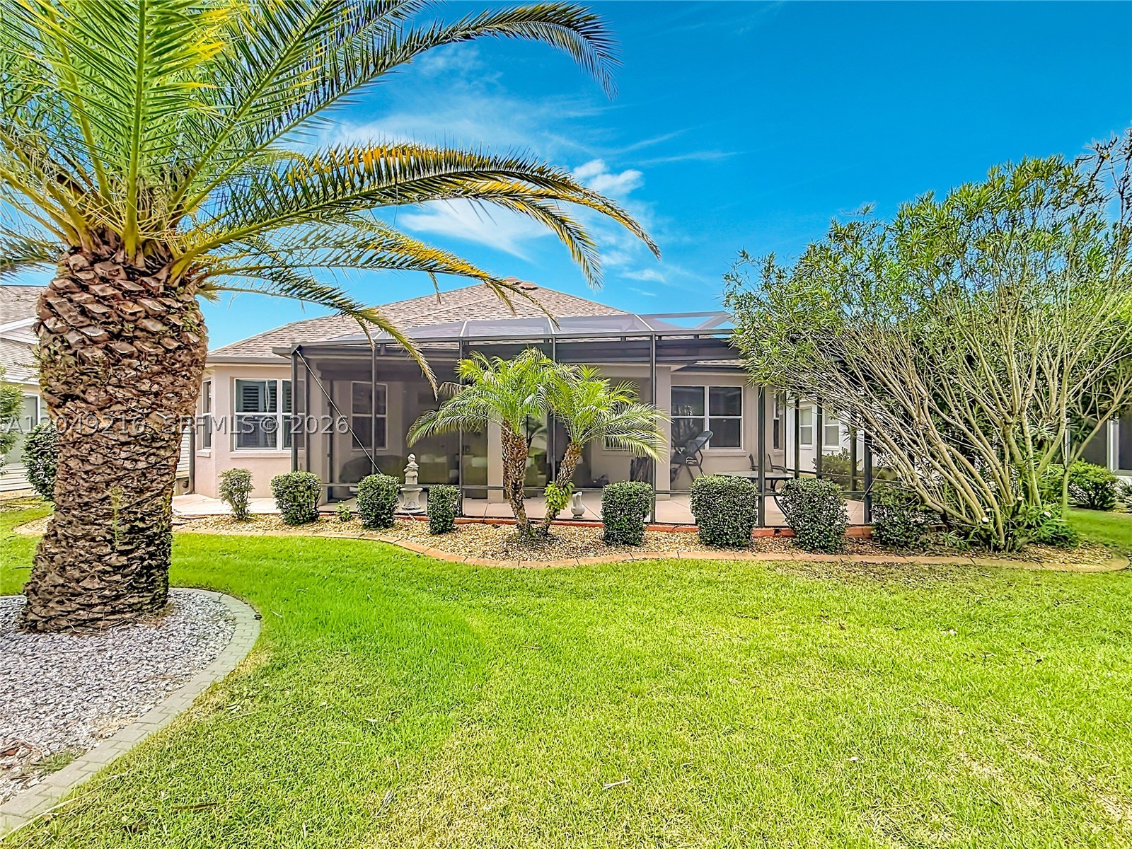 1637 Westminster Ct. Property Photo 4