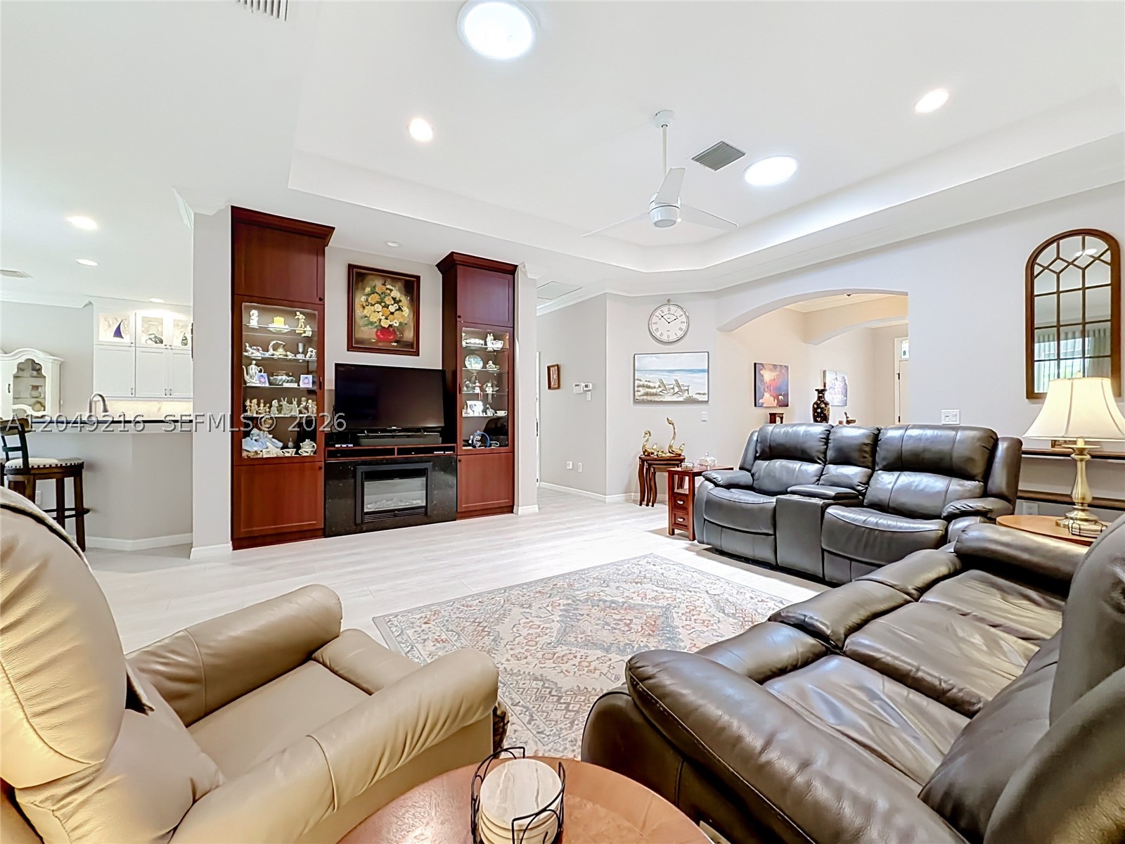 1637 Westminster Ct. Property Photo 9