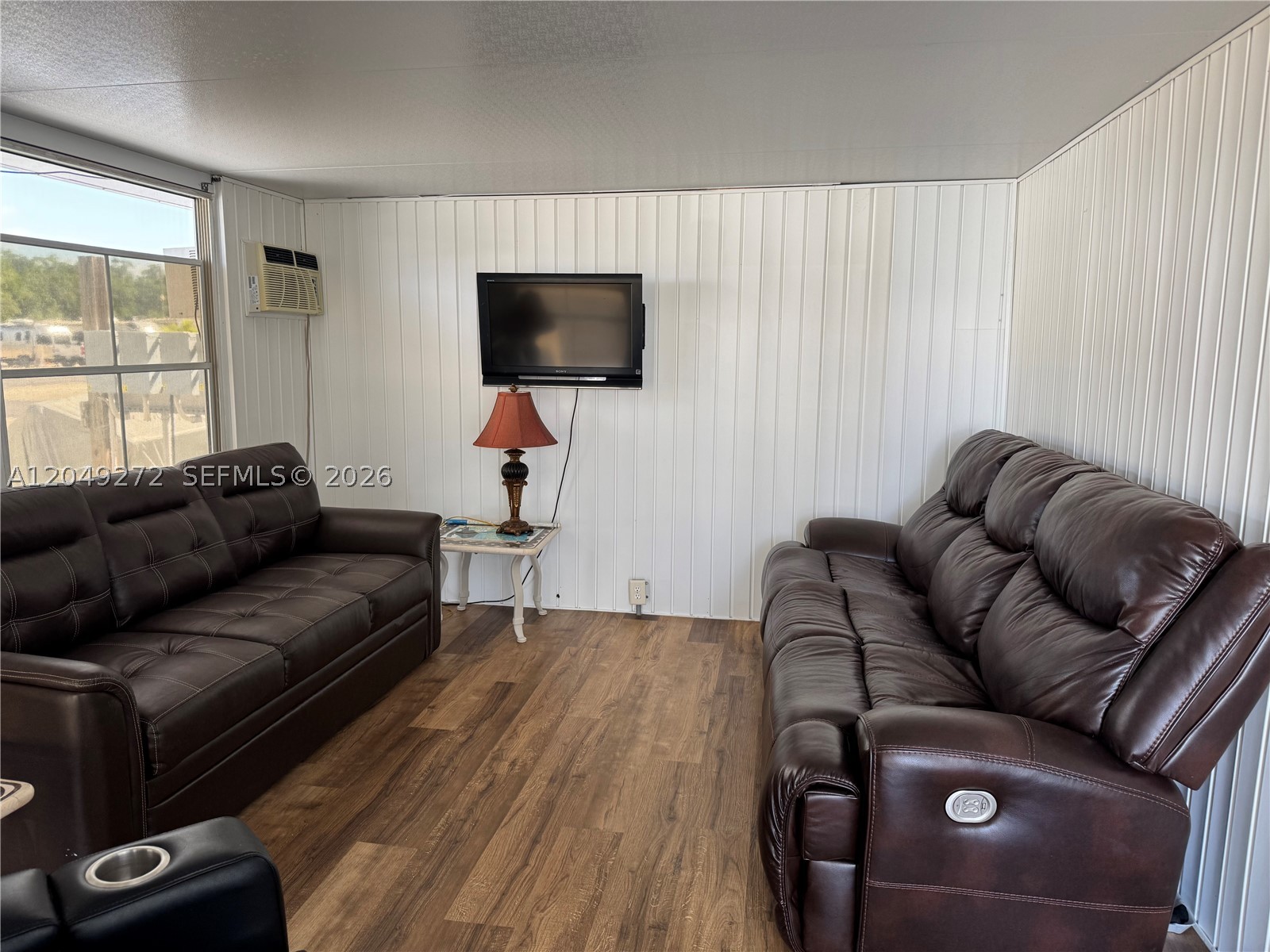 675 Copeland Ave S # 5 Property Photo 5