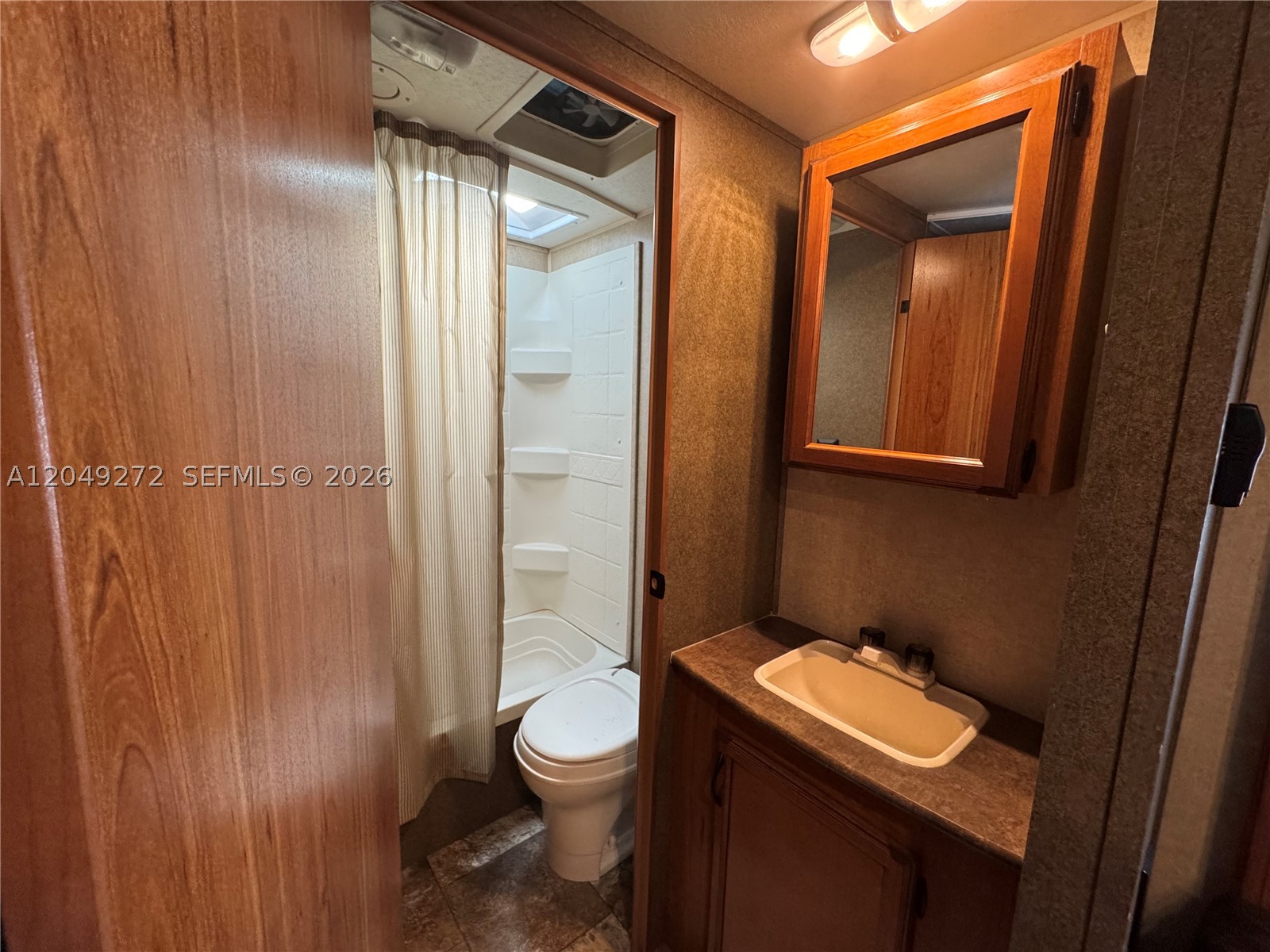 675 Copeland Ave S # 5 Property Photo 11