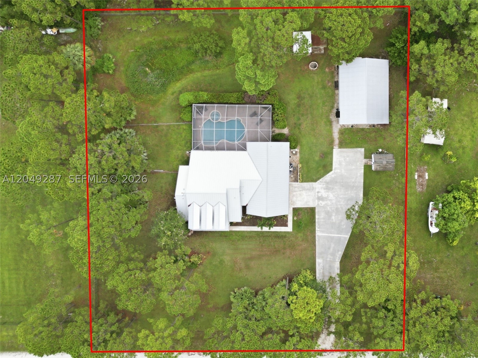 12921 N 76th Rd N Property Photo 4