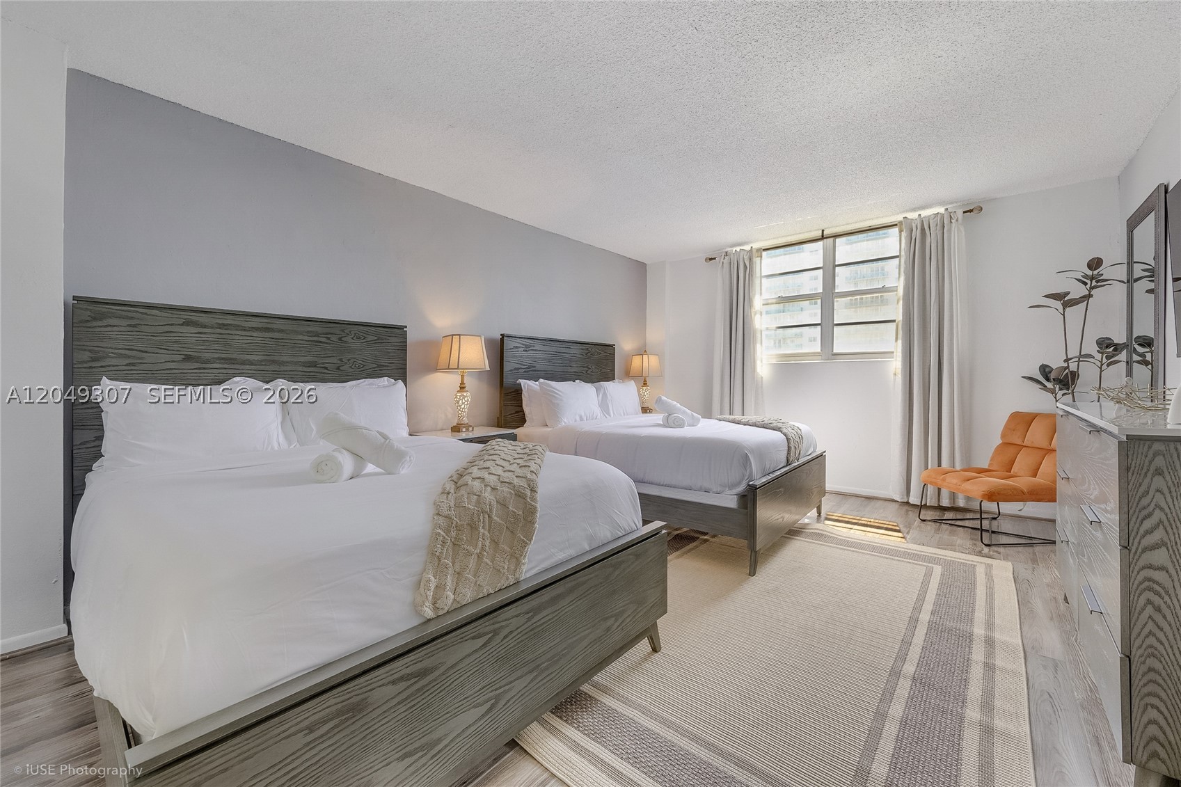 A12049307 Property Photo 13