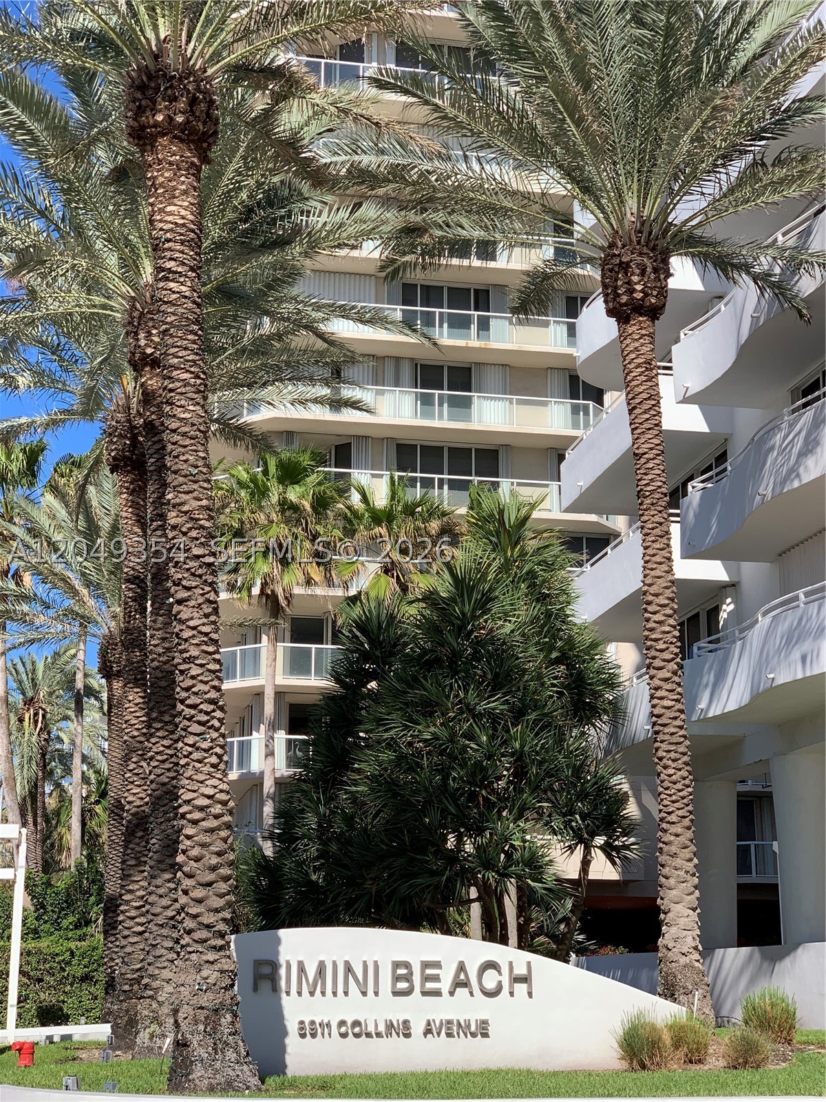 8911 Collins Ave 505 Property Photo 2