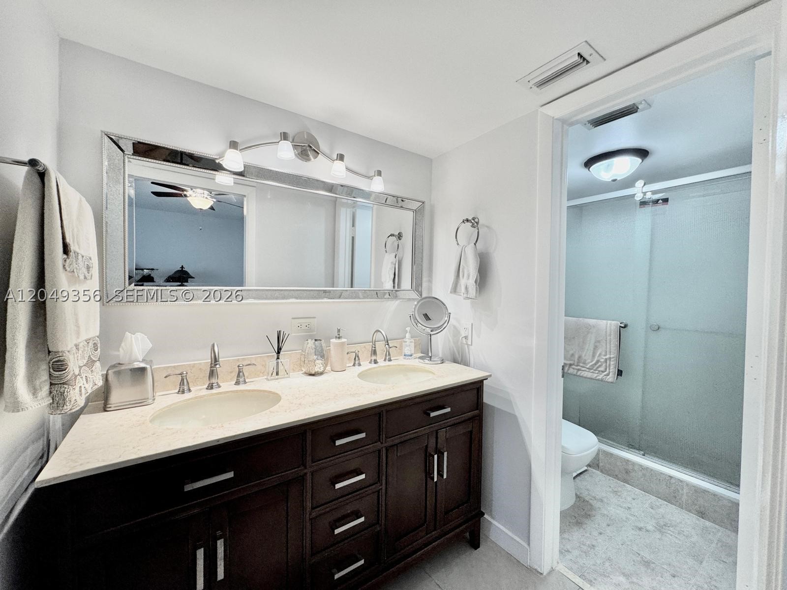 4975 E Sabal Palm Blvd 311 Property Photo 14
