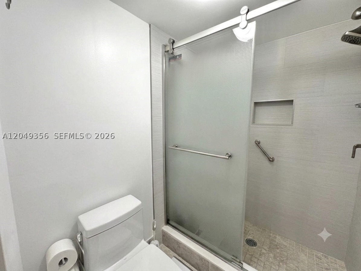 4975 E Sabal Palm Blvd 311 Property Photo 15