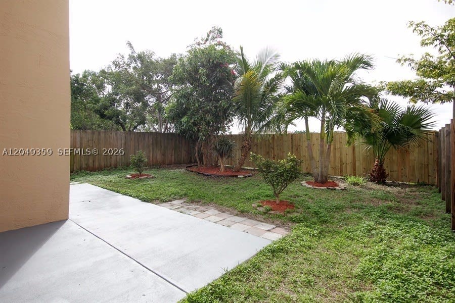 A12049359 Property Photo 14