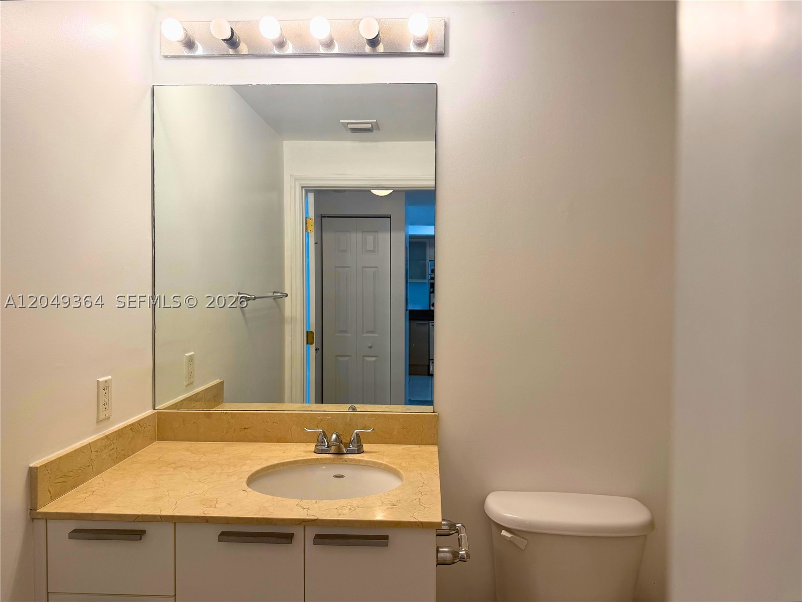 140 S Dixie Hy 502 Property Photo 12