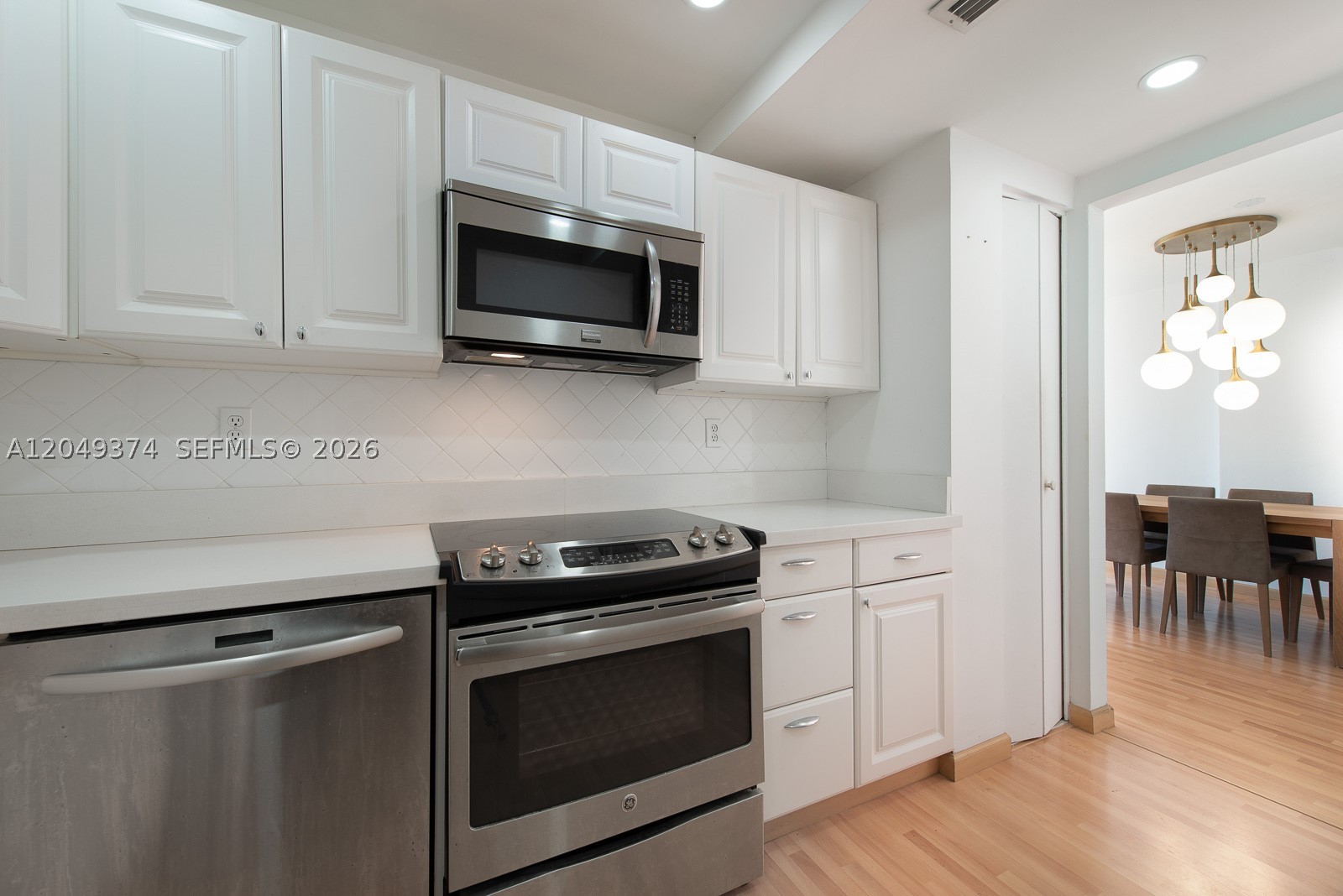 800 West Ave 631 Property Photo 6