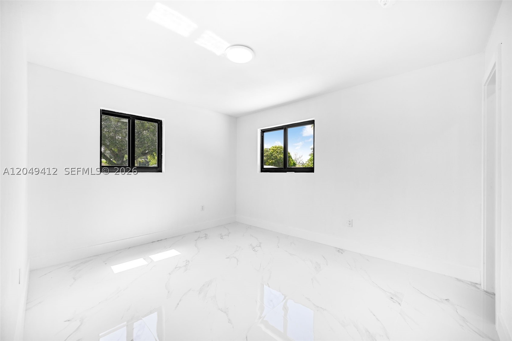 17221 Nw 24th Pl Property Photo 33