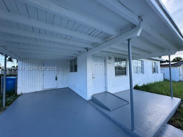 4221 SW 39th St Property Photo 1