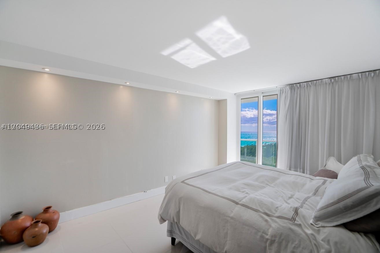 100 Bayview Dr 1622 Property Photo 12