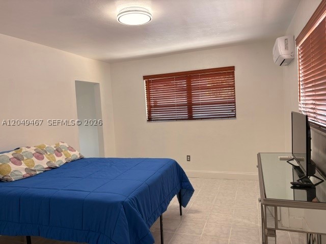 12890 Ne Miami Ct Property Photo 5