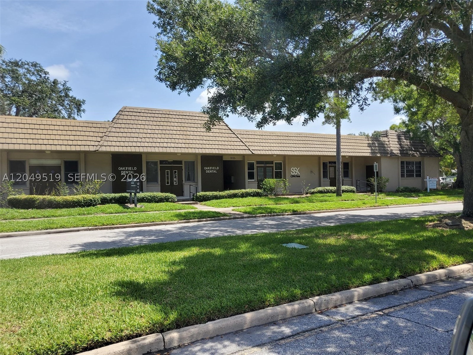 1016 Ponce De Leon Blvd 2 Property Photo 2