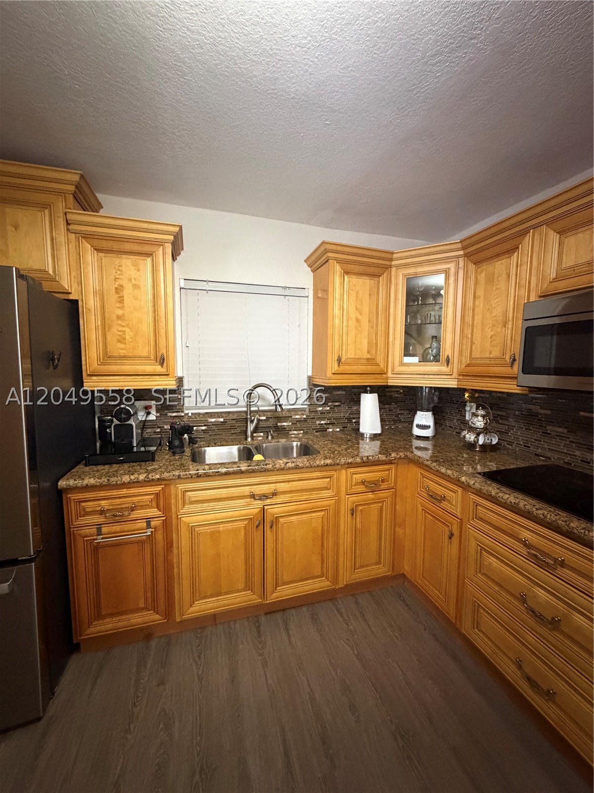2642 Atlantic Ave Property Photo 7