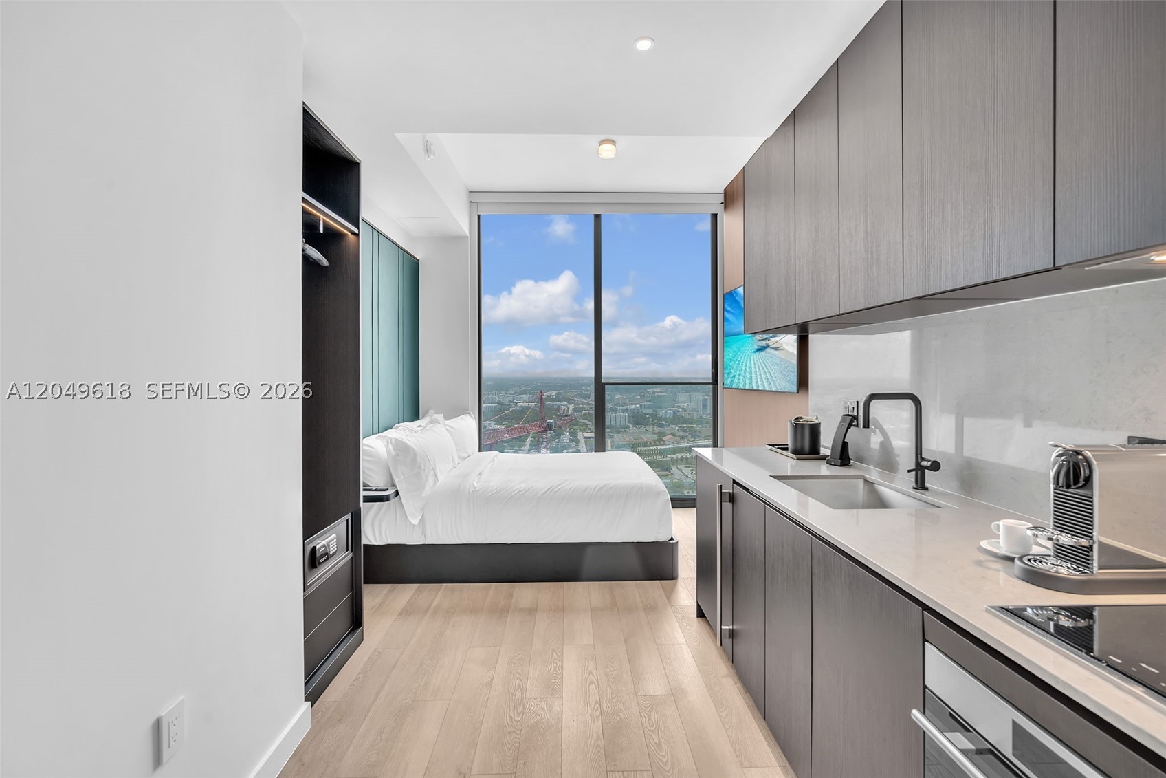 20 NE 11th St 4607A