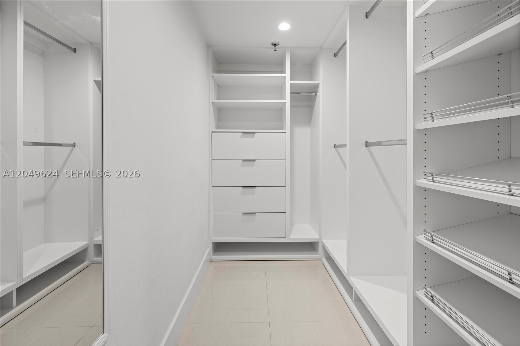2457 Collins Ave 307 Property Photo 13