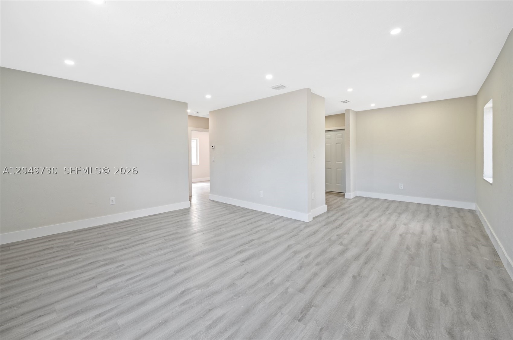 1720 Sw 67th St Property Photo 11
