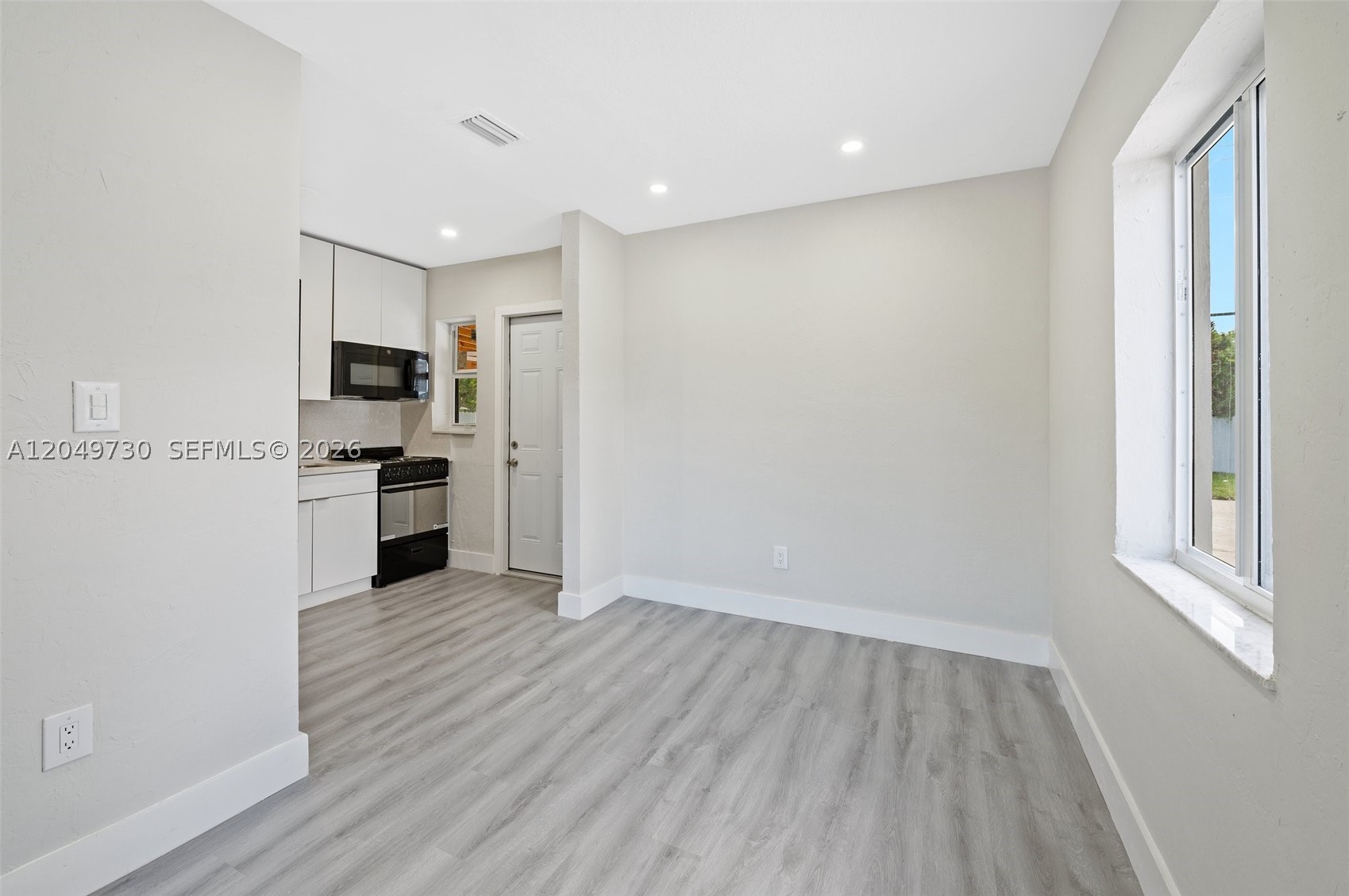 1720 Sw 67th St Property Photo 12