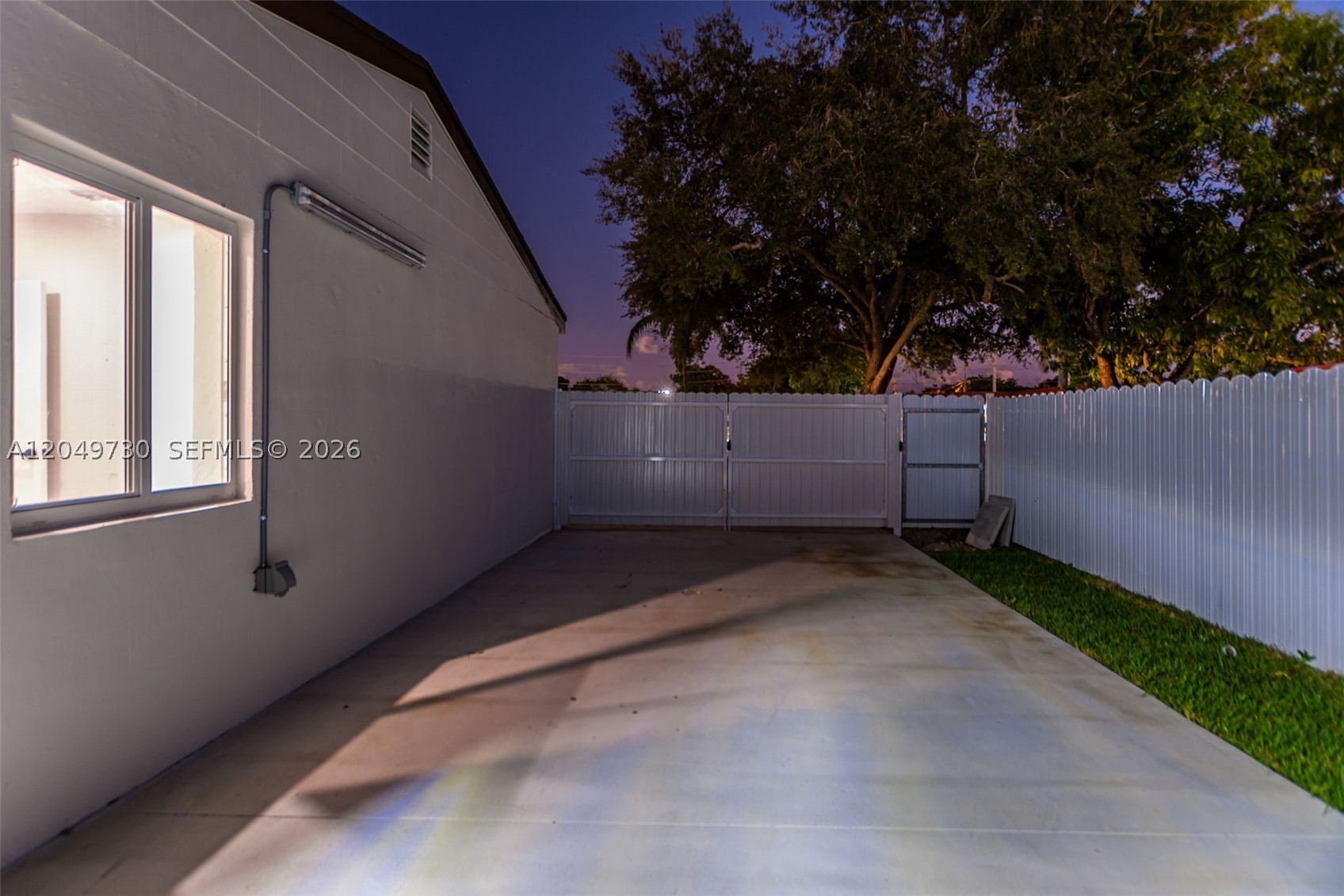 1720 Sw 67th St Property Photo 26
